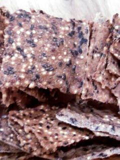 A picture of Crunchy whole grain crackers.