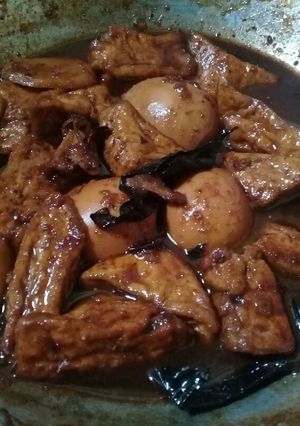 Foto resep Semur Telor, Kentang dan Tahu