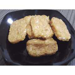 A picture of Tempe Aroma Bawang Putih.