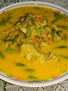 Foto resep Ikan Pari Bumbu Kuning Pedas Manis