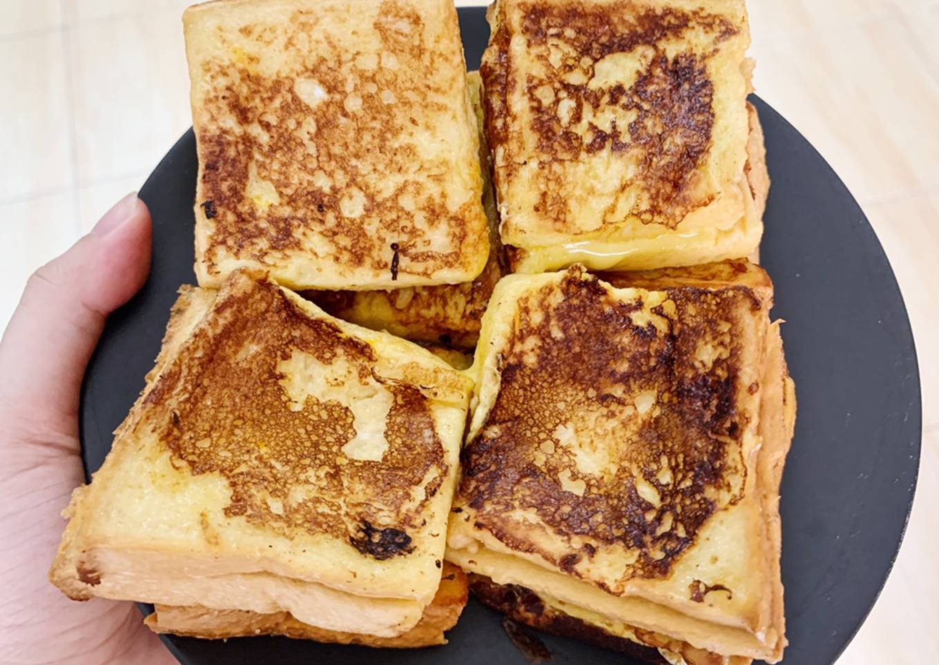 French Toast with Cheese