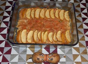 Una foto de Pastel de carne con manzana