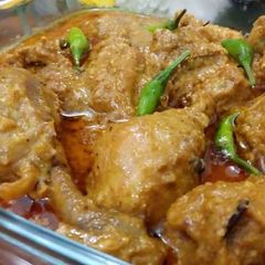 A picture of Mughlai Chicken.