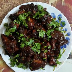 A picture of Honey glazed hot and sweet chilli chicken.
