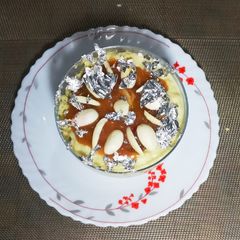 A picture of Khubani ka meetha.