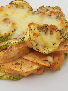 Una foto de Pastel de Salmón con manzana