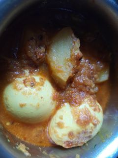 ডিমের ডালনা (dimer dalna recipe in Bengali) রেসিপির প্রধান ছবি