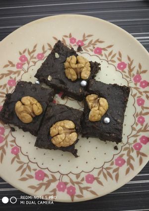 A picture of Choco walnut fudge.