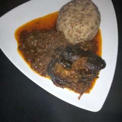 A picture of Ewa agoyin with sauce.