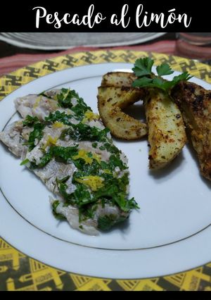 Una foto de Pescado al limón