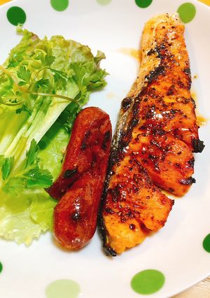 Hình của món Cá hồi nướng.