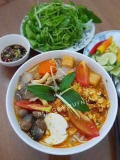 Hình của món Bún riêu chay.