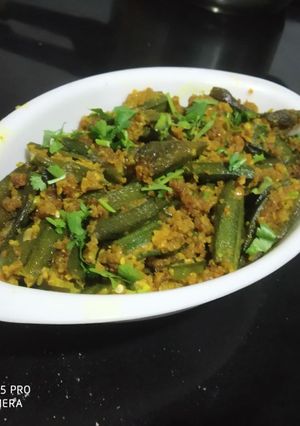 મસાલા ભીંડા રેસીપી મુખ્ય ફોટો