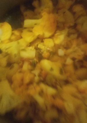 A picture of Aloo gobhi ki sabji.