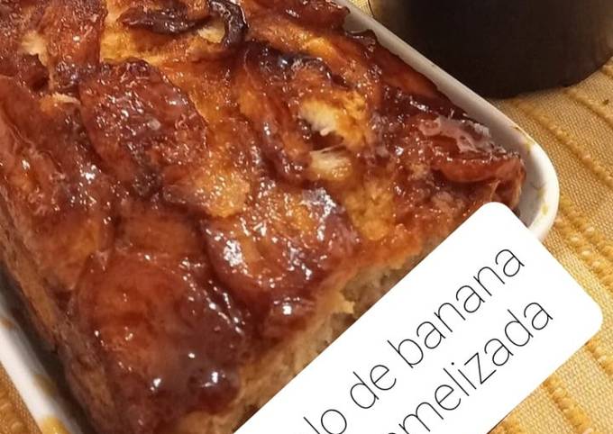 Receita de bolo de banana caramelizada