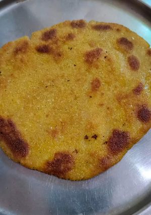 मक्की का पराठा (Makki ka paratha recipe in hindi) रेसिपी मुख्य फोटो