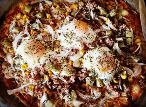 Foto de Pizza de Atum Com Kiwi 🥝