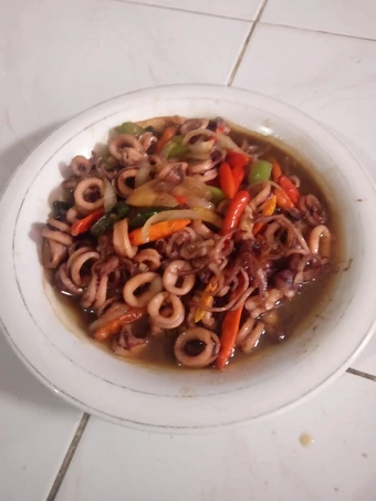 Langkah Gampang Membuat Resep Cumi saus tiram menu favorit keluarga yang Lezat Sekali Anti Ribet, Bikin Ngiler