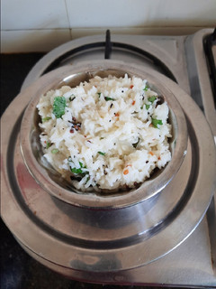 தயிர் சாதம் (Thayir satham recipe in tamil) செய்முறை முக்கிய புகைப்படம்