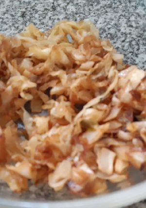 Una foto de Repollo salteado simil chucrut