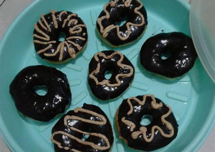 Donat kentang vla coklat