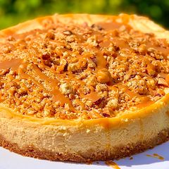 Apple Crumble Cheesecake A picture of Apple Crumble Cheesecake.
