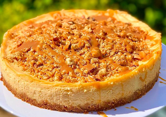 Recipe of Award-winning Apple Crumble Cheesecake