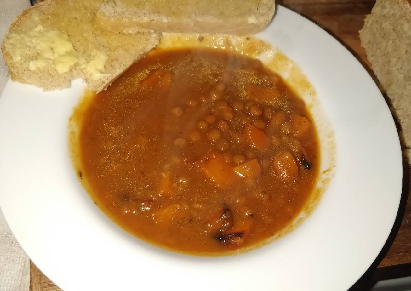 Hearty lentil and butternut squash soup