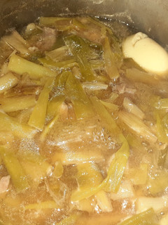 紅薑黃滷豬小排 的食譜成品照片
