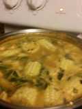 Sopa de fideo con verduras