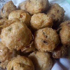 A picture of Yam balls.