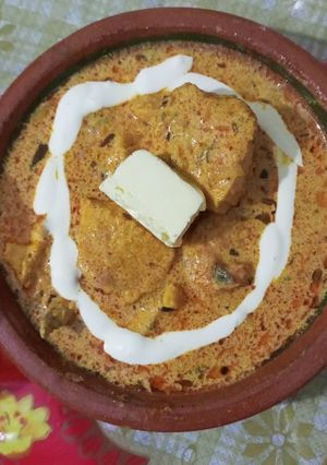 A picture of Butter Chicken Handi.