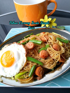 Foto resep Bihun Goreng Sosis simple