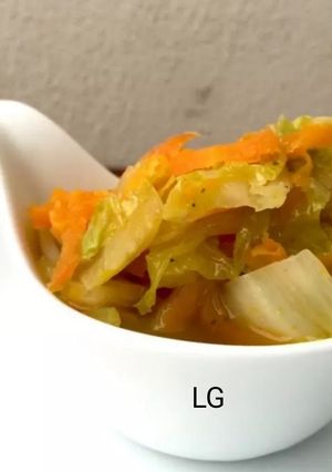 A picture of Napa Cabbage And Carrot / Diet Vegan.