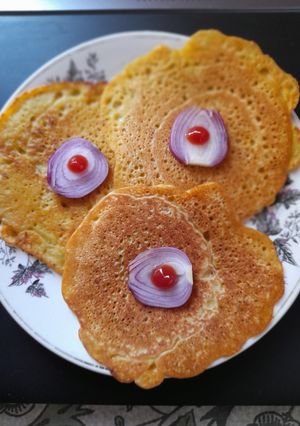 A picture of Cucumber Besan Chilla.