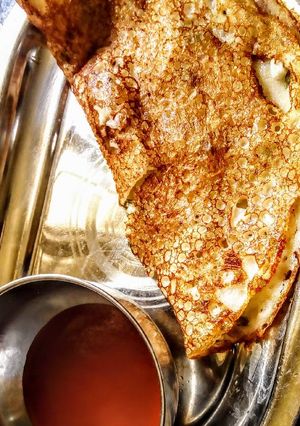 A picture of Rava dosa.