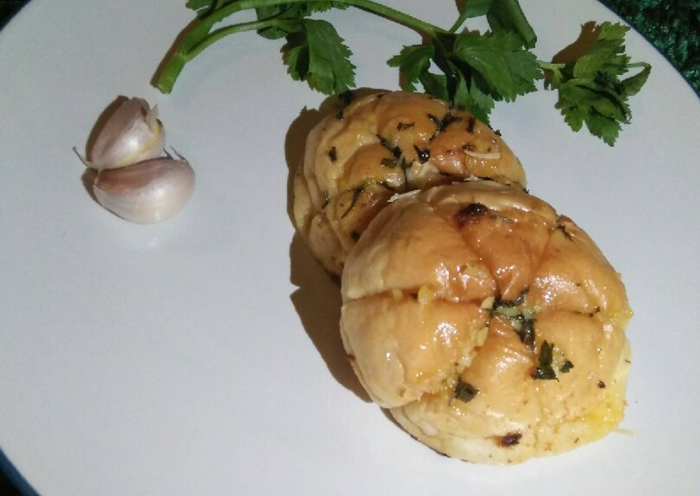 Korean garlic cheese bread