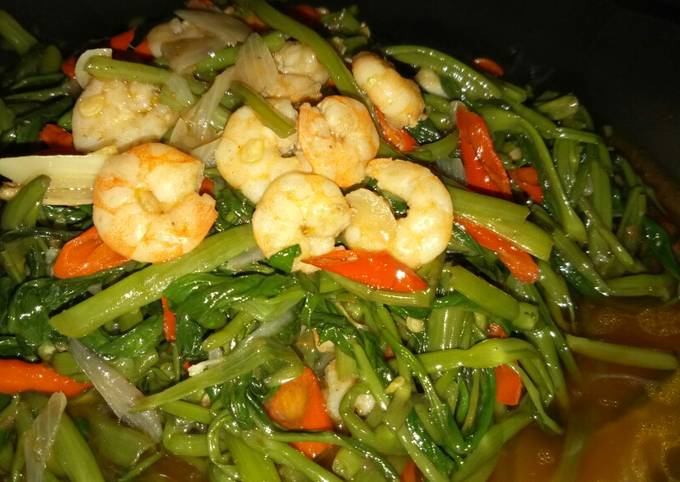 Resep Cah Kangkung Udang Bungkuk Oleh Bunda Shahia Cookpad