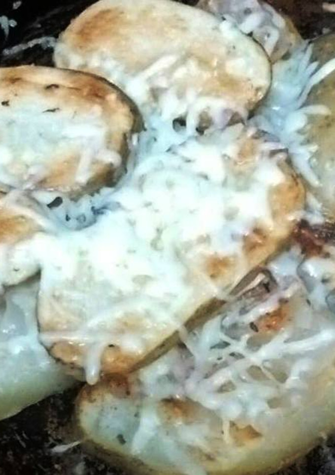 Una foto de Papas rústicas con Siancar.Scar y parmesano