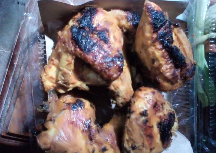 Cara Gampang Menyiapkan Ayam panggang bumbu rujak yang Enak Banget