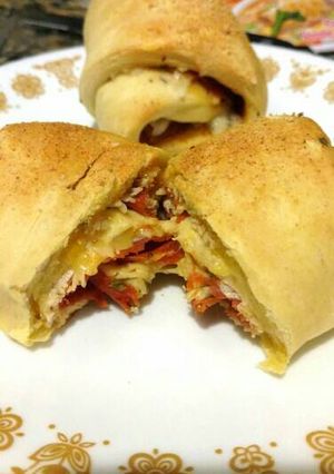 A picture of Pillsbury Grands Sandwich Rollups.