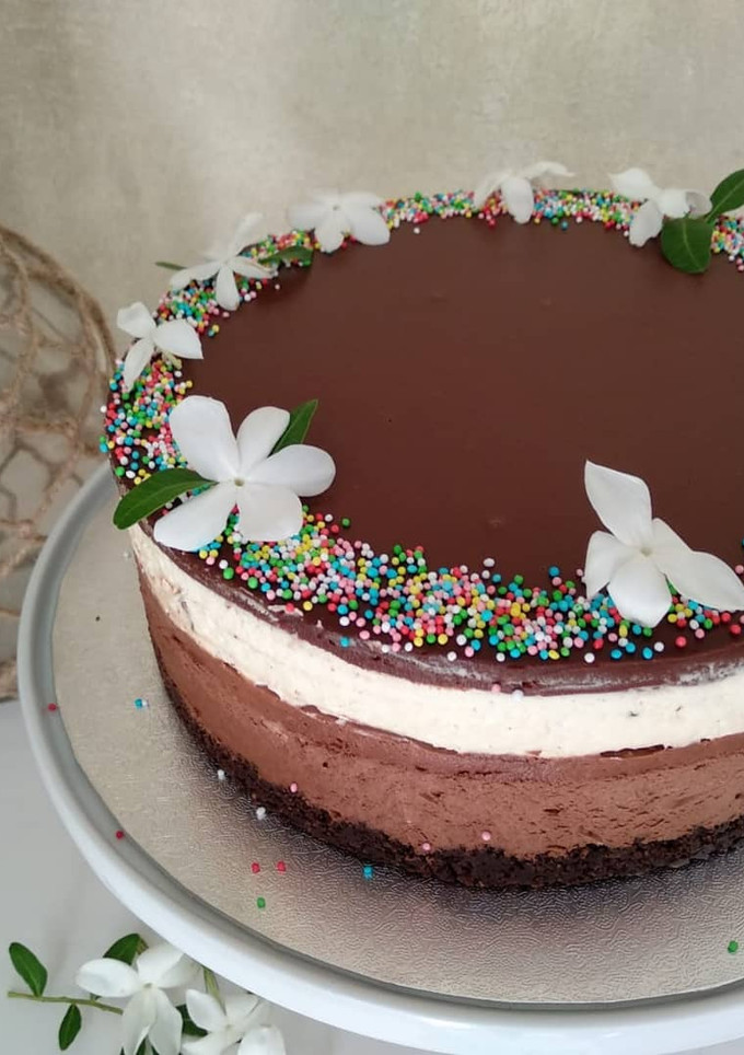 Una foto de Tarta mousse de chocolate y vainilla