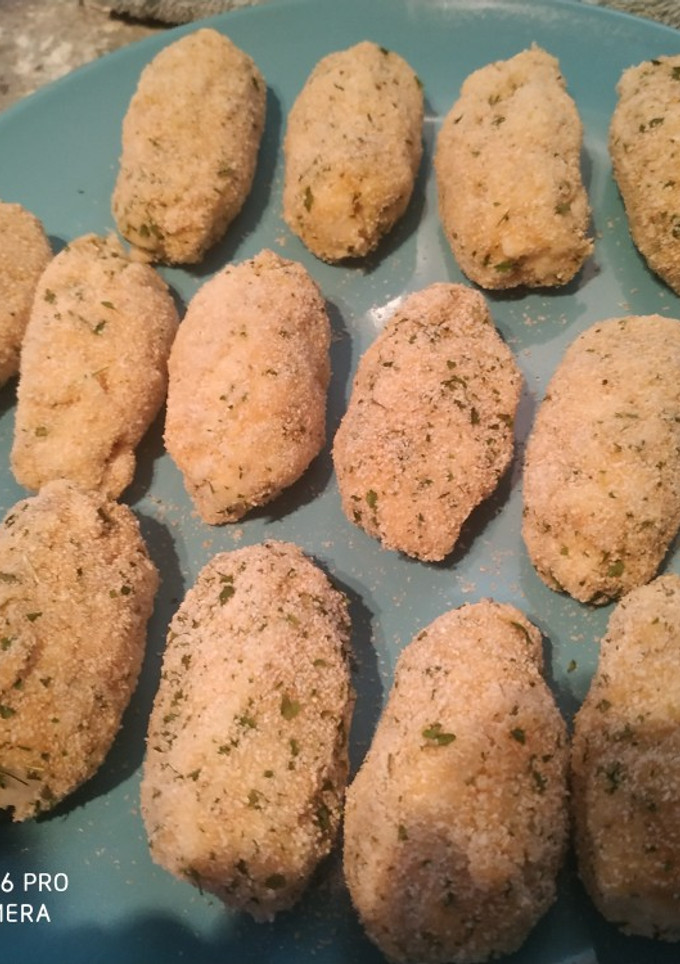 Una foto de Croquetas de setas y queso rallado