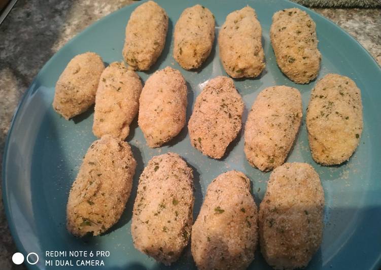 Croquetas de setas y queso rallado