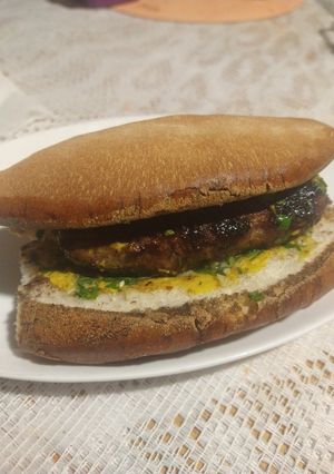 Una foto de Emparedado con chorizo argentino👌🏻 🇦🇷