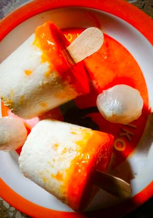 ম্যাঙ্গো পাল্প লেয়ার মালাই কুলফি (Mango pulp layer malai kulfi recipe in Bengali) রেসিপির প্রধান ছবি