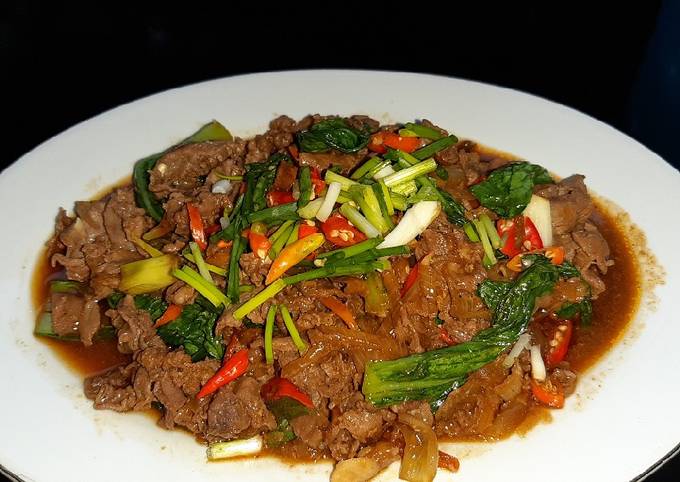 Resep Spicy Beef Slice Teriyaki oleh Dhea Anindya - Cookpad