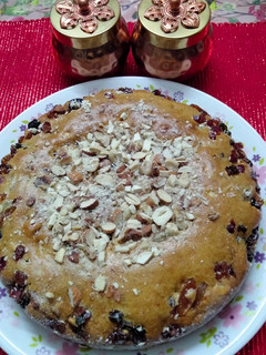 A picture of Eggless Plum cake,no rum,only orange juice.