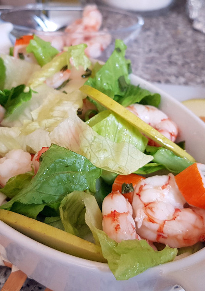 Una foto de Salpicón de Gambas con Manzana