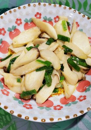 奶油杏鮑菇 的食譜成品照片